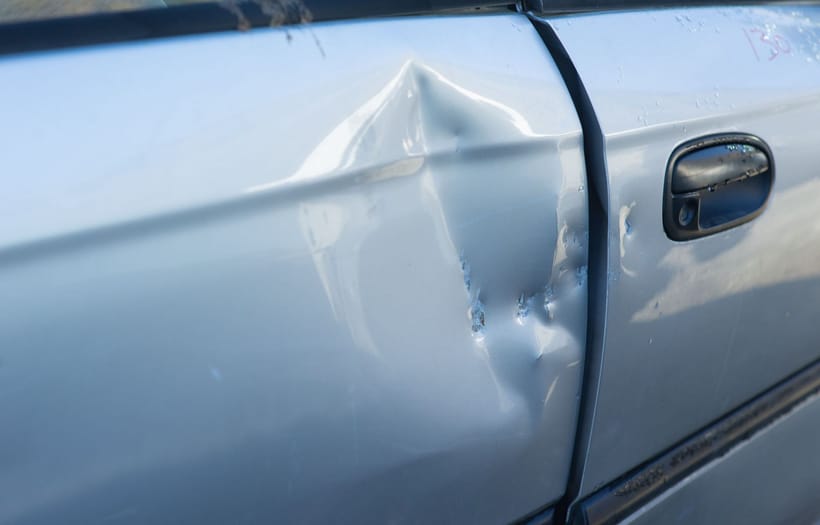 Cómo sacar un golpe de un carro en la puerta ¡Guía completa de reparación!