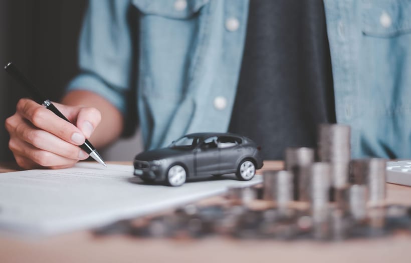 ¿Cuánto cuesta un seguro de auto al mes?