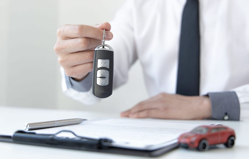 ¿Es posible comprar un carro sin tener licencia de conducir en Texas?