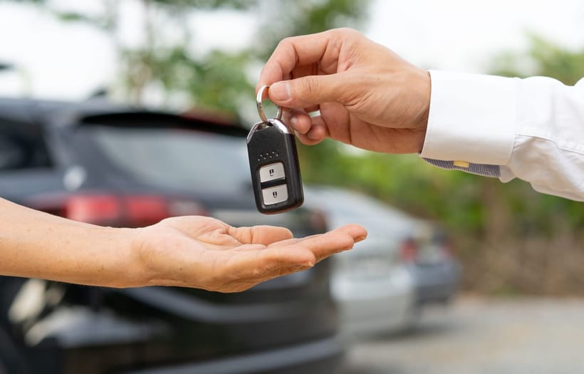 ¿Es posible transferir un auto sin título de propiedad?