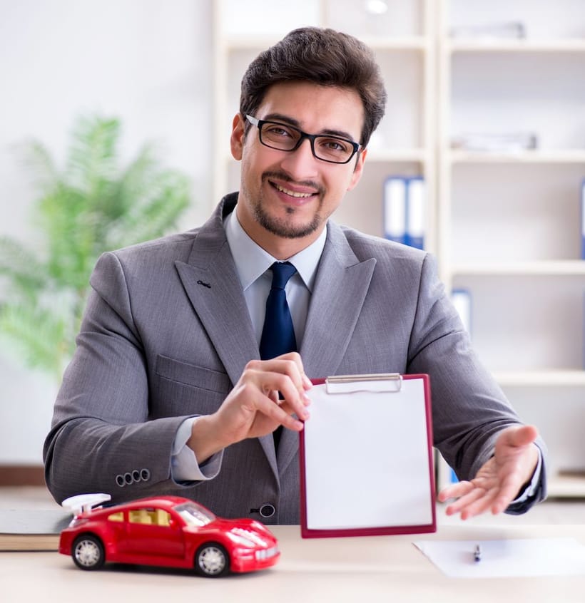 ¿Qué significa estar insuficientemente asegurado en Fort Worth?
