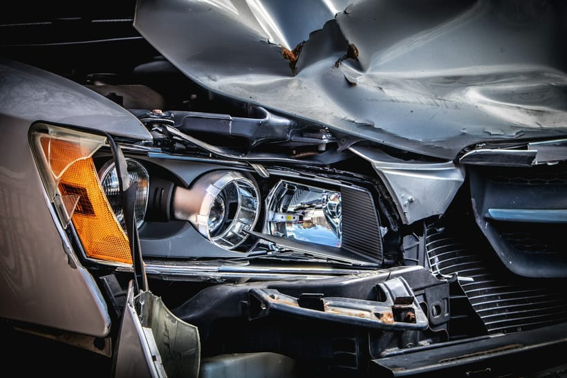 ¿Si tengo un accidente, va a subir mi costo de prima de seguro de auto?